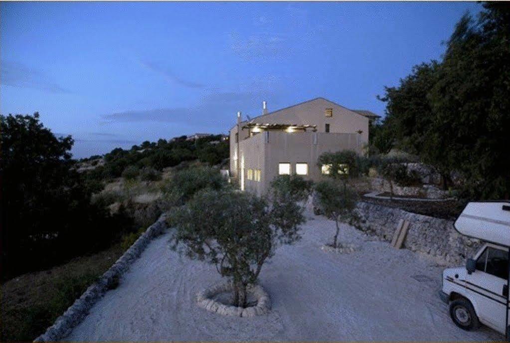 Casa Vacanze Modicarte Ngoại thất bức ảnh